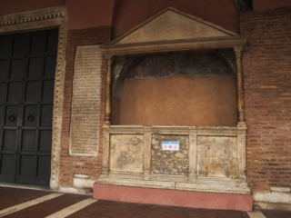 La tomba di Alfano